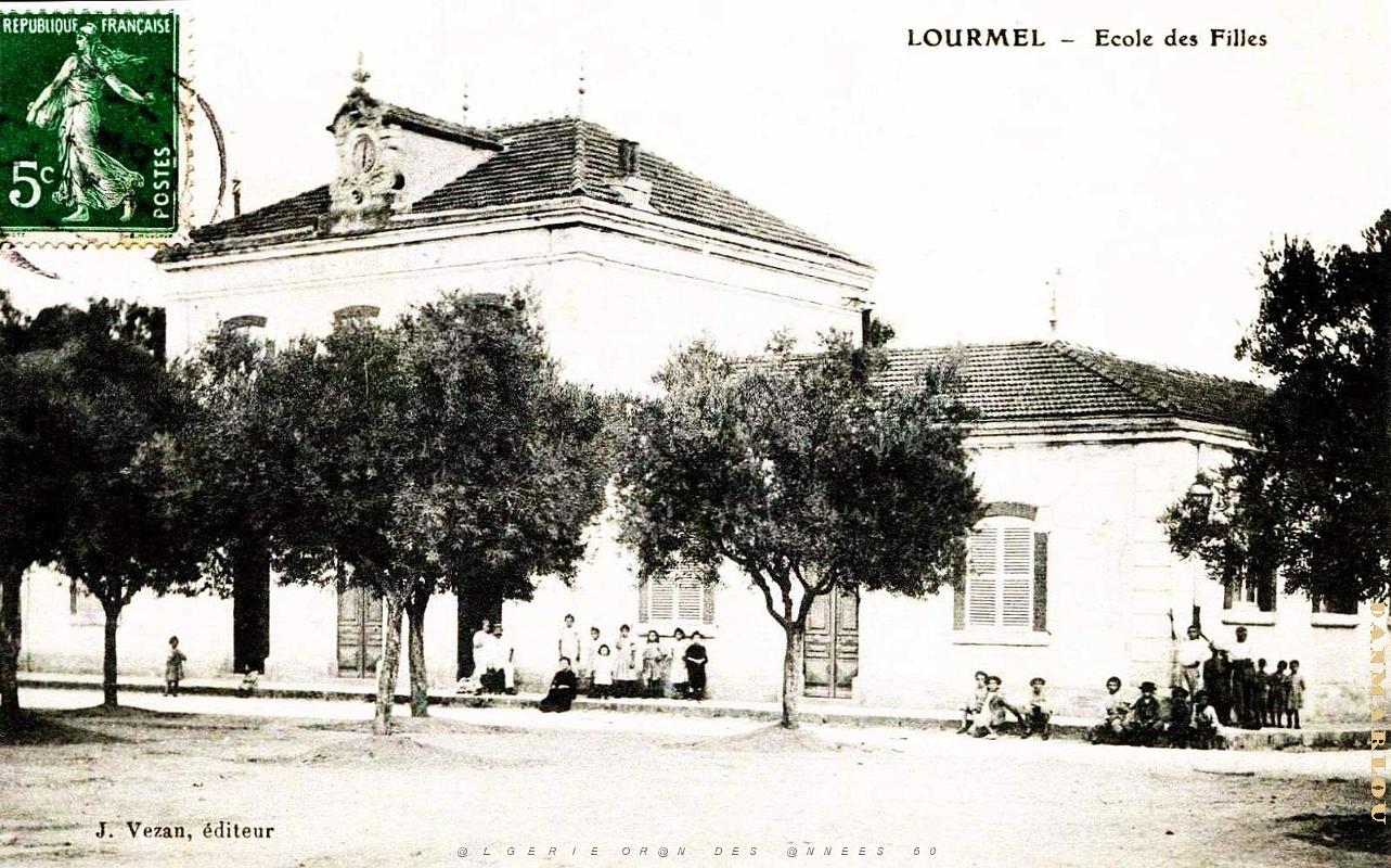 Lourmel - Ecole des Filles.jpg